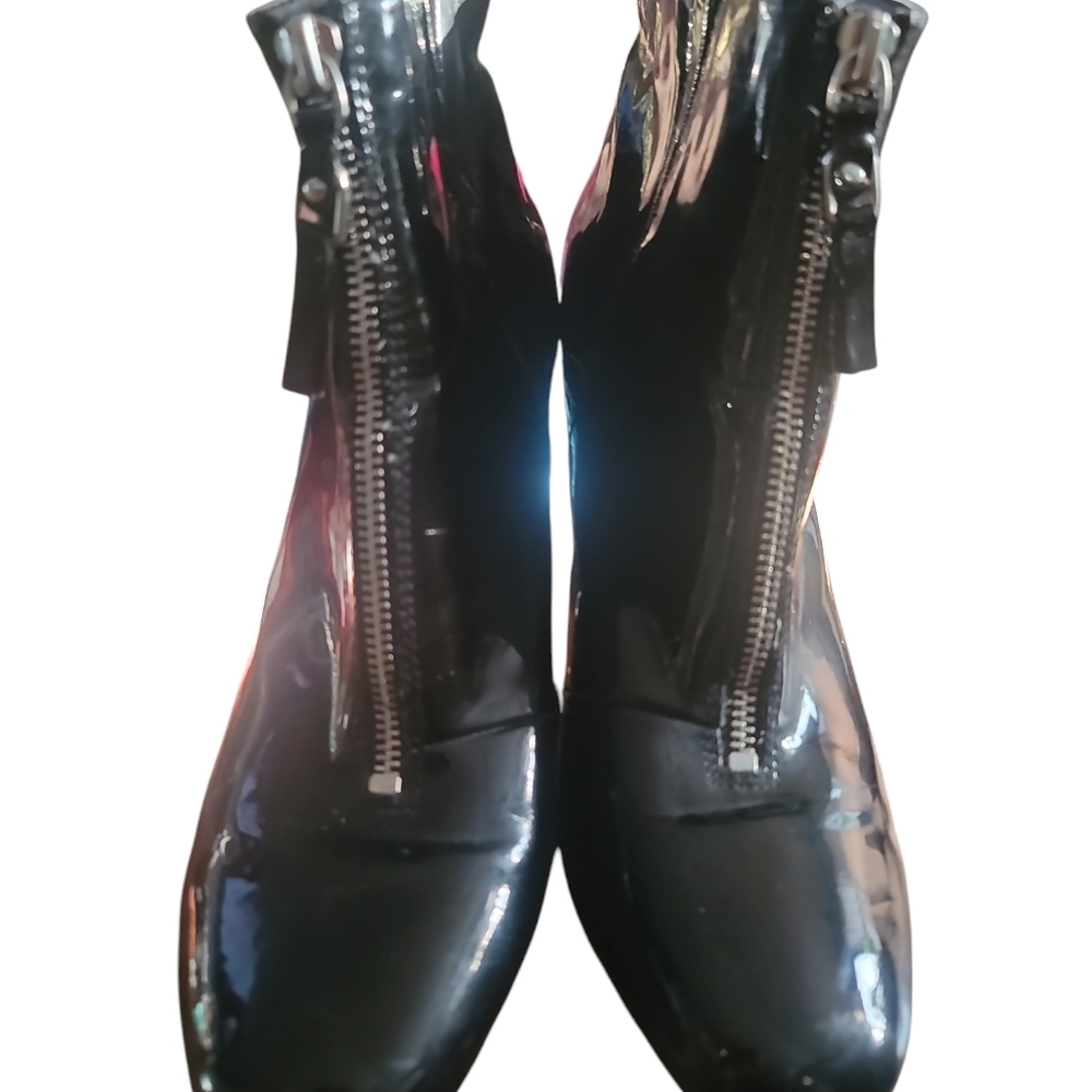 Tahari black patent leather Booties sz 10m - Picture 4 of 6